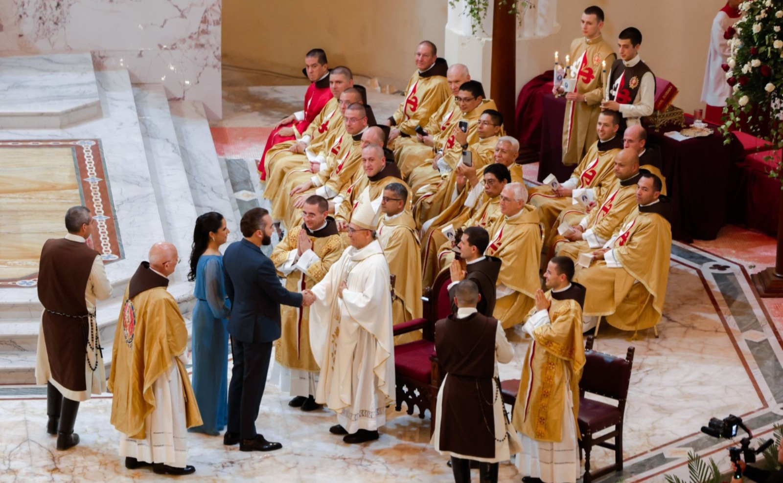 presidente-bukele-participa-en-misa-de-conmemoracion-del-dia-de-la-virgen-de-fatima